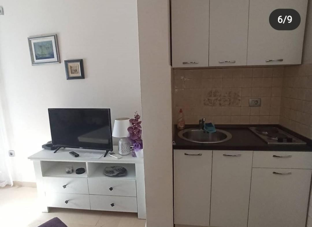 Post Office Center Apartments Μπούντβα Εξωτερικό φωτογραφία